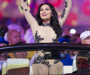 Piosenkarka Jessie J i Rolls-Royce Phantom Series II Drophead Coupe