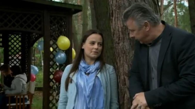 M jak miłość odc. 1081. Magda (Anna Mucha), Wojtek (Emilian Kamiński)