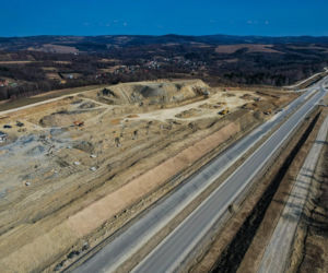 Najwyższa estakada w Polsce powstaje na S19 Babica Jawornik. Na plac budowy prowadzą serpentyny