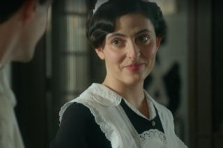 La promesa, odcinek 371: Lope wie, że nie może dłużej ukrywać swoich uczuć, ale boi się reakcji Very