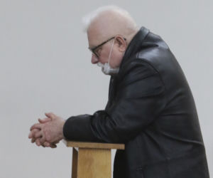 Lech Wałęsa na niedzielnej mszy