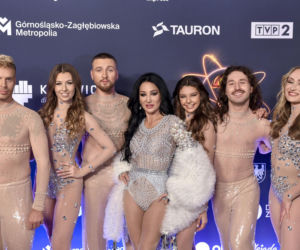 Steczkowska wygrała Sylwestra z Dwójką boskim ciałem i piórami