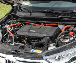 Subaru Forester e-BOXER vs Honda CR-V Hybrid