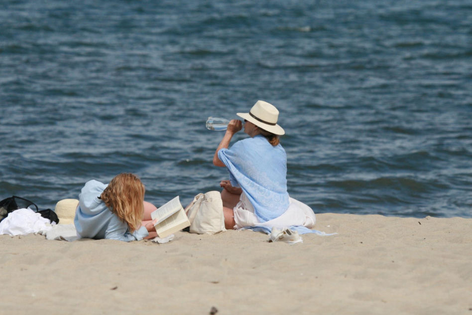 Ewa Skibińska na plaży