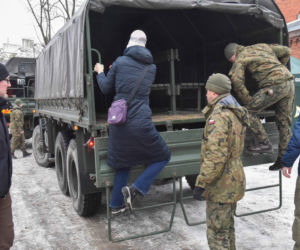 Mróz i żadnej taryfy ulgowej. Tak wyglądało szkolenie cywilów w Toruniu! [ZDJĘCIA]