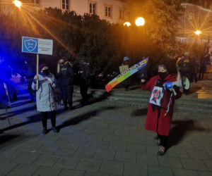 Polskie Babcie protetsują w Warszawie