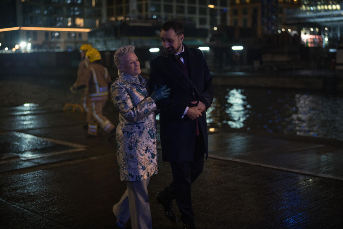 W rolach głównych Cameron Diaz i Jamie Foxx.