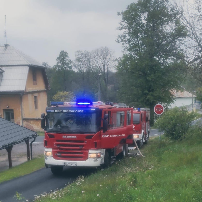 Pożar w Sławniowicach. Strażacy znaleźli zwęglone zwłoki