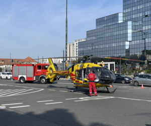 Zabrakło karetek, śmigłowiec lądował w centrum Warszawy