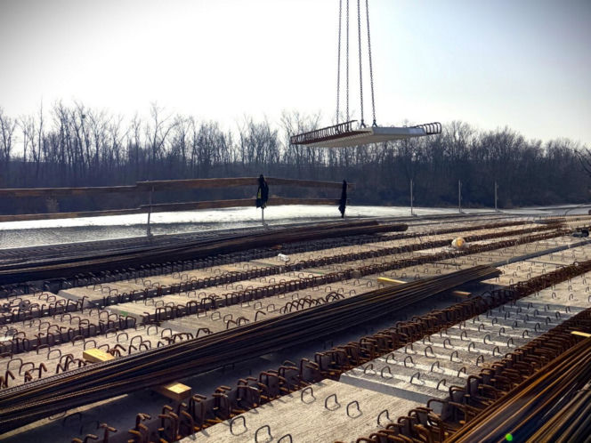 Rośnie nowy most w Warszawie