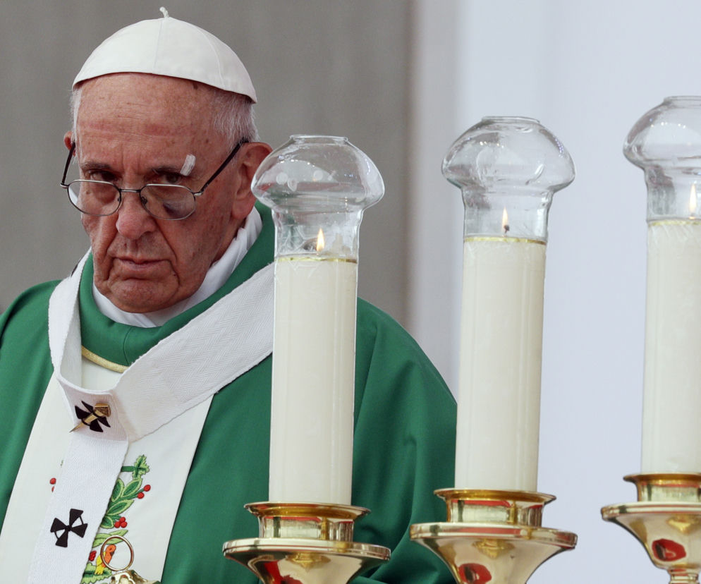 Papież to HERETYK! Szokujące oskarżenia 62 katolickich duchownych