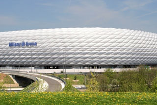 Jak szybko wybudować Stadion Narodowy?