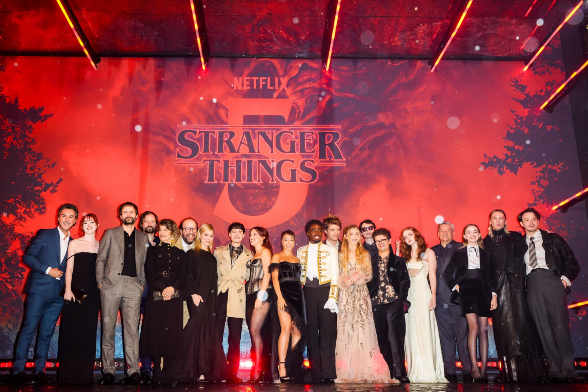 Polki podbijają premierę Stranger Things w Londynie. Sara James i Aga Grzelak na czerwonym dywanie [ZDJĘCIA]