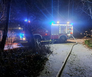 Pożar budynku w miejscowości Bartoszówka w powiecie grodziskim