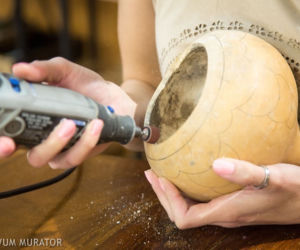 Lampa z tykwy DIY
