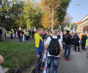 Górnicy protestują przeciw zwolnieniom
