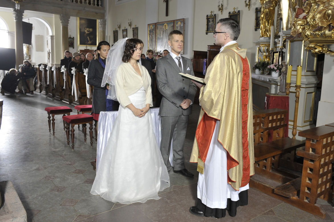 Ślub Katarzyny Cichopek na planie "M jak miłość"