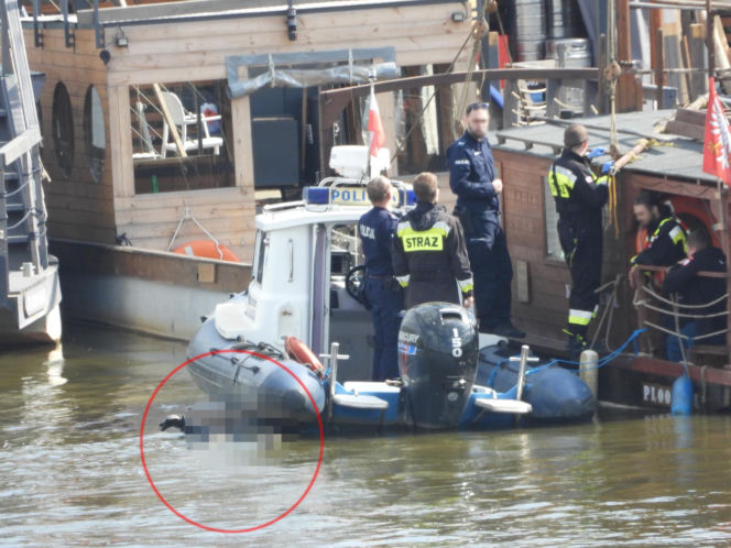 Akcja służb w centrum Warszawy. W Wiśle dryfowało ciało
