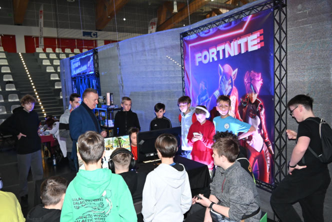 Turniej gamingowy Gamers Siege w Chęcinach