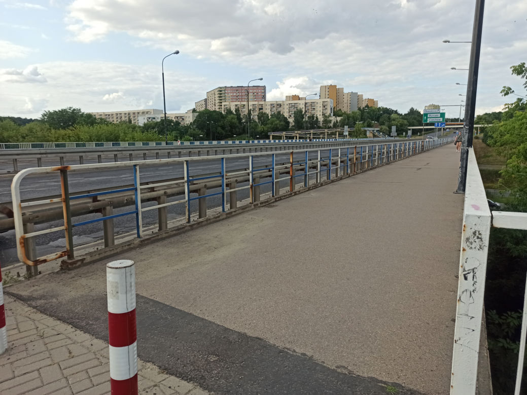 Rowerzyści z nowej ścieżki trafią... na schody