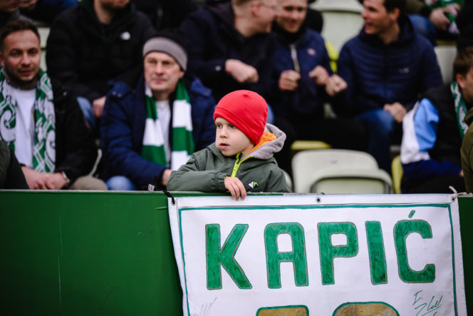 Lechia Gdańsk - Raków Częstochowa; Zdjęcia kibiców z meczu 30. kolejki PKO BP Ekstraklasy