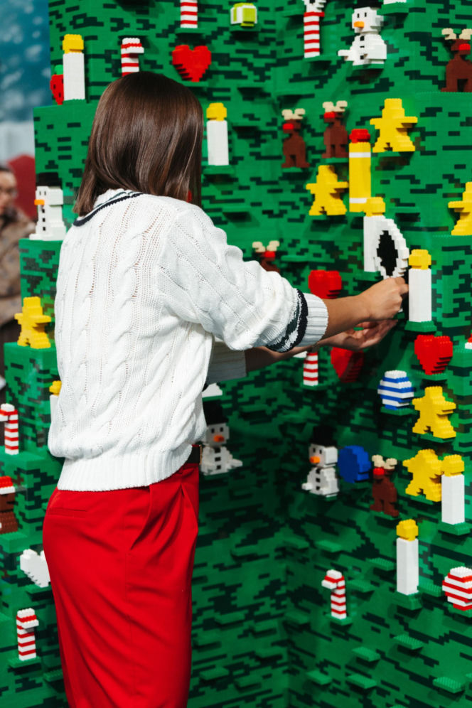 Iga Świątek bawiła się z dziećmi LEGO