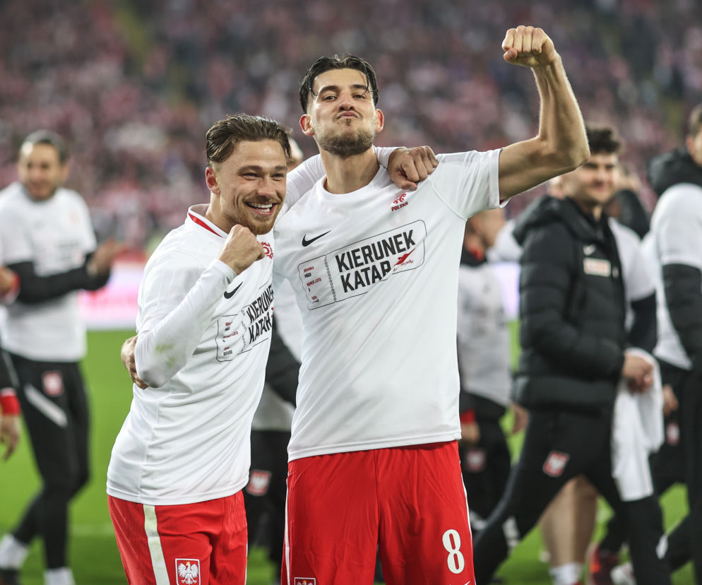 Matty Cash, Jakub Moder