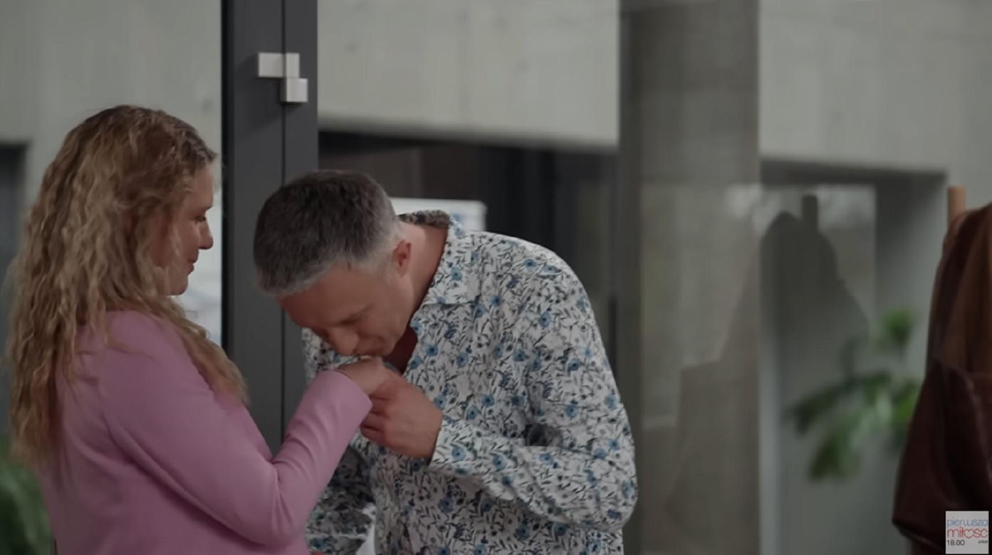	Pierwsza miłość ostatni odcinek 4040. Dorota (Magdalena Wróbel), Artur (Łukasz Płoszajski),