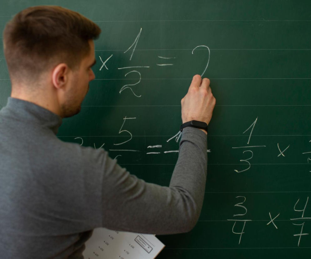 Ile to jest (6+4!)x(9-4):5=? Banalnie proste, jednak wielu nie potrafi podać prawidłowego wyniku