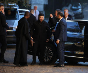 Zełenski przyleciał do Watykanu. Papież pomoże w negocjacjach?