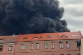 Potężny pożar na Śląsku. Kłęby dymu widać z sąsiednich miast