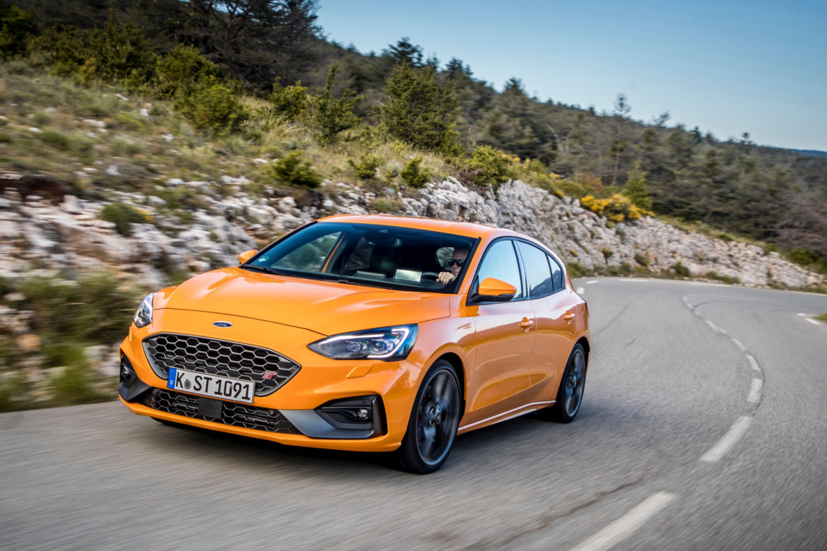 Ford Focus ST 2.3 EcoBoost 280 KM