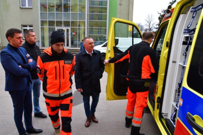 Szpital w Kościanie ma nową karetkę