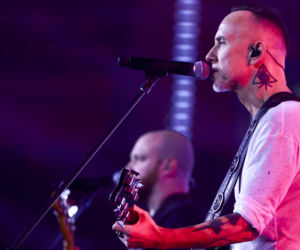 Kiedyś mroczny metalowiec z podziemia. Tak na przestrzeni lat zmieniał się Adam Darski z Behemotha