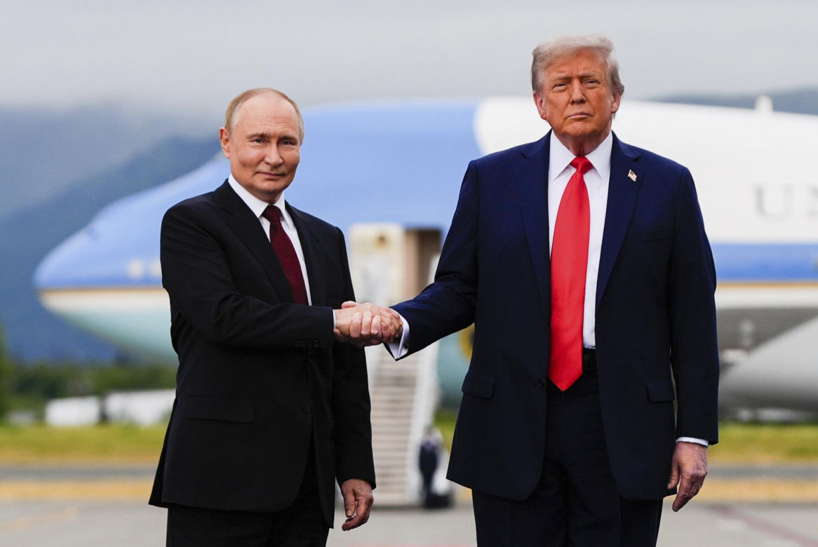 Kosmiczne plotki o Putinie! "Miał egzoszkielet i platformy"