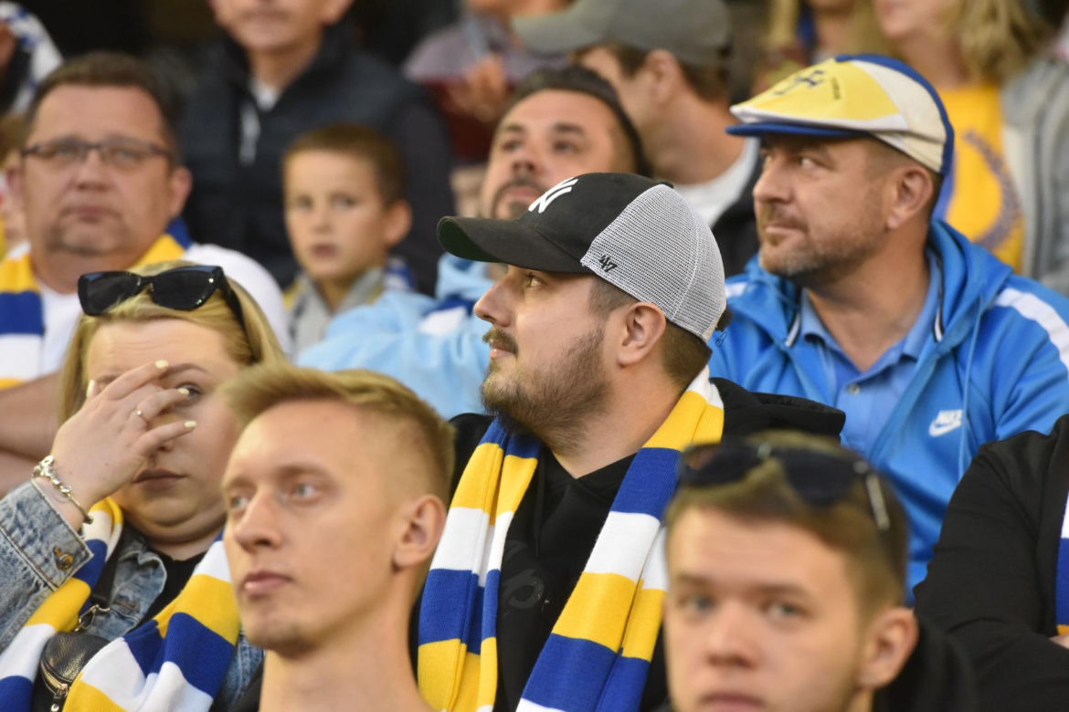 PRES Grupa Deweloperska Toruń - Betard Sparta Wrocław. Zdjęcia kibiców i zawodników z półfinału PGE Ekstraligi na Motoarenie