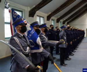 Nowi policjanci na Warmii i Mazurach. Ślubowanie złożyło 64 funkcjonariuszy [ZDJĘCIA]