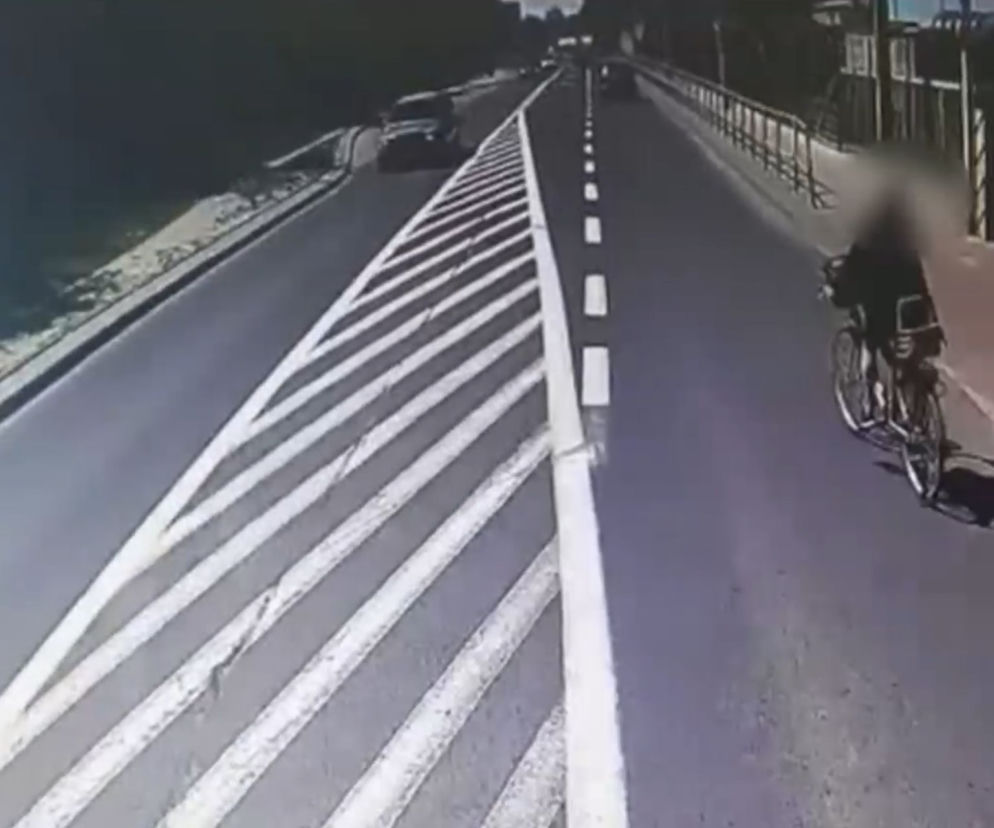 Ostróda. Autobus miejski potrącił rowerzystkę. Zobacz nagranie z wideorejestratora!