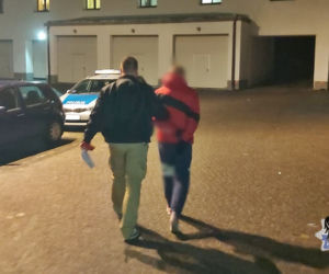 Wtargnął na plebanię i zaatakował księdza, grożąc mu śmiercią