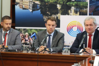 Opole. Szpital tymczasowy w CWK weźmie na siebie czwartą falę