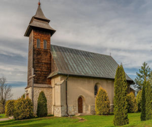 To jedno z najpiękniejszych miast Małopolski. W średniowieczu było wsią, w której mieszkali zakonnicy z Jerozolimy