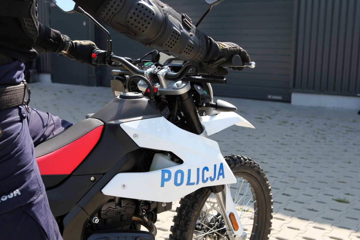 Policyjne off-roadowe motocykle Aprilia RX125