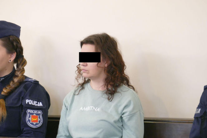 Urodziła i porzuciła dziecko obok pustostanu. Mała Wiktoria cudem przeżyła