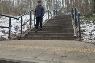 Schody do nieba w Bydgoszczy. Ponad 150 stopni, by dostać się na Wzgórze Wolności