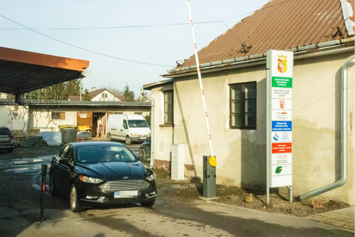 Afera w ZGM w Otwocku. Dyrektor do sekretarki: Nie zarobie przez panią 30 tys.