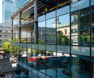 Biurowiec Cosmopolitan, Warszawa - montaż elewacji