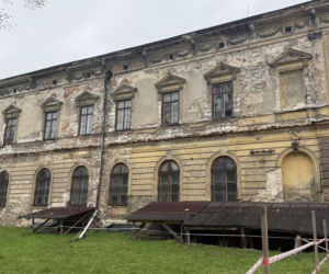 Pałac w Pilicy, wspaniała rezydencja która od dekad popada w ruinę