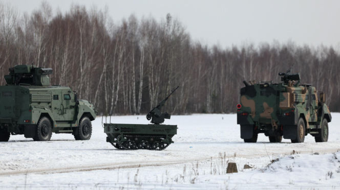 „Potwór z Tarnowa” i roje dronów. Rząd przygląda się przyszłości polskiej armii w Zielonce