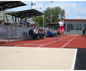 Nowy stadion Politechniki Świętokrzyskiej już otwarty. Robi wrażenie!