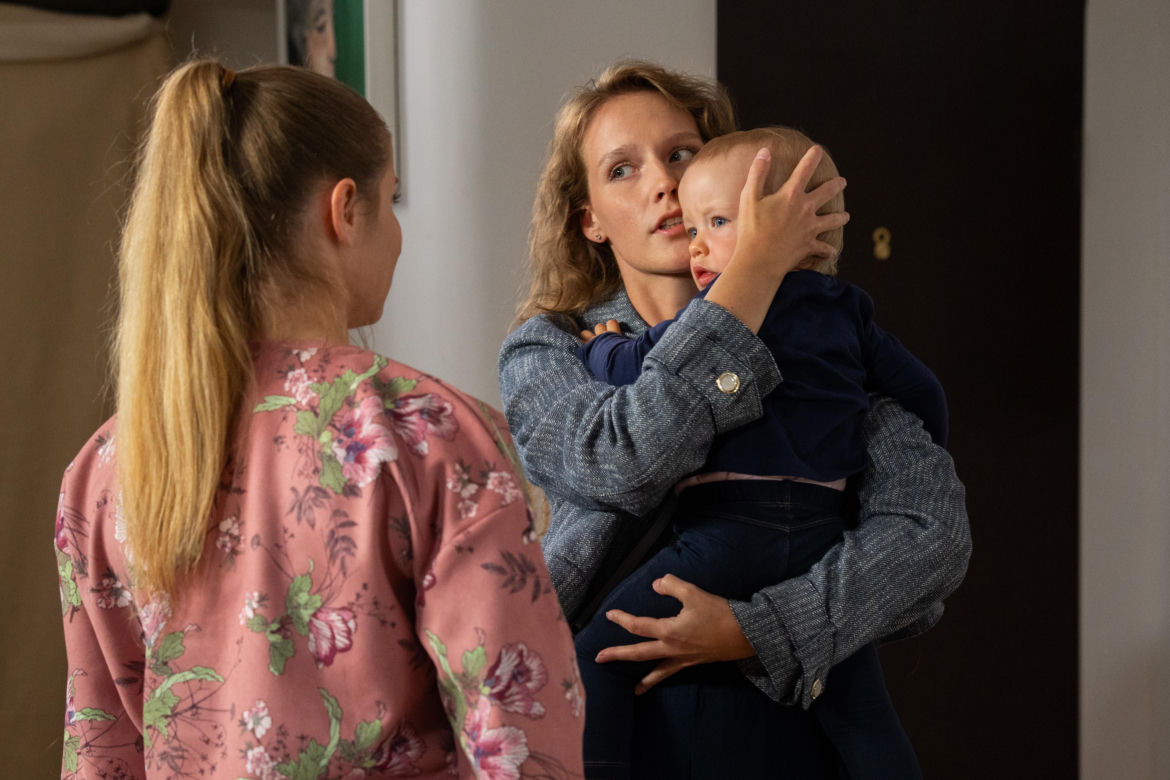 Na dobre i na złe odc. 1003. Zuza (Aurora Lipartowska), Nina (Rita Sobocińska)